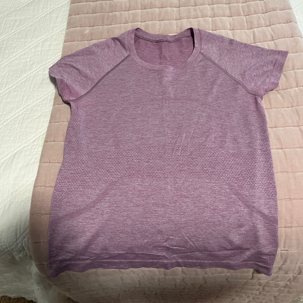 Lululemon swiftly tech short sleeve top